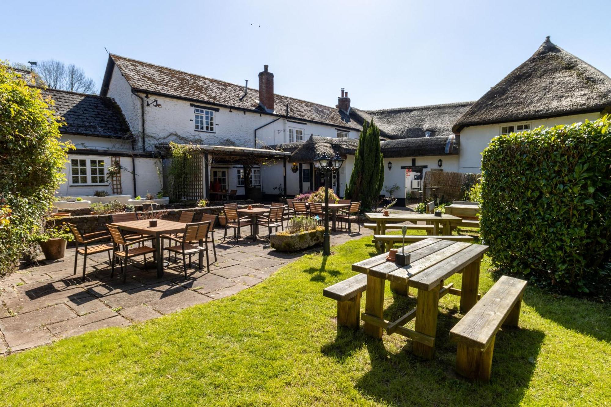New Inn Crediton Kültér fotó